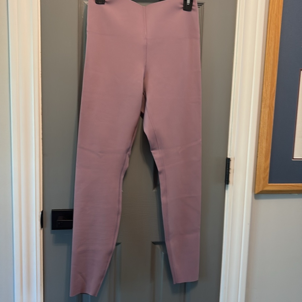 Glow Up HR Tight 28" in size 10 lululemon